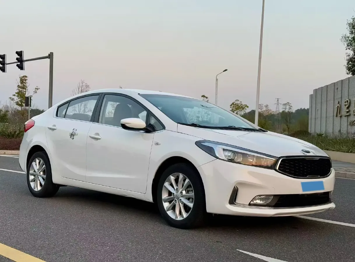 2017 Kia K3 1.6L 128HP L4 6AT,autocango,china used car exporter,china ev exporter,chinese used car exporter,chinese used ev exporter