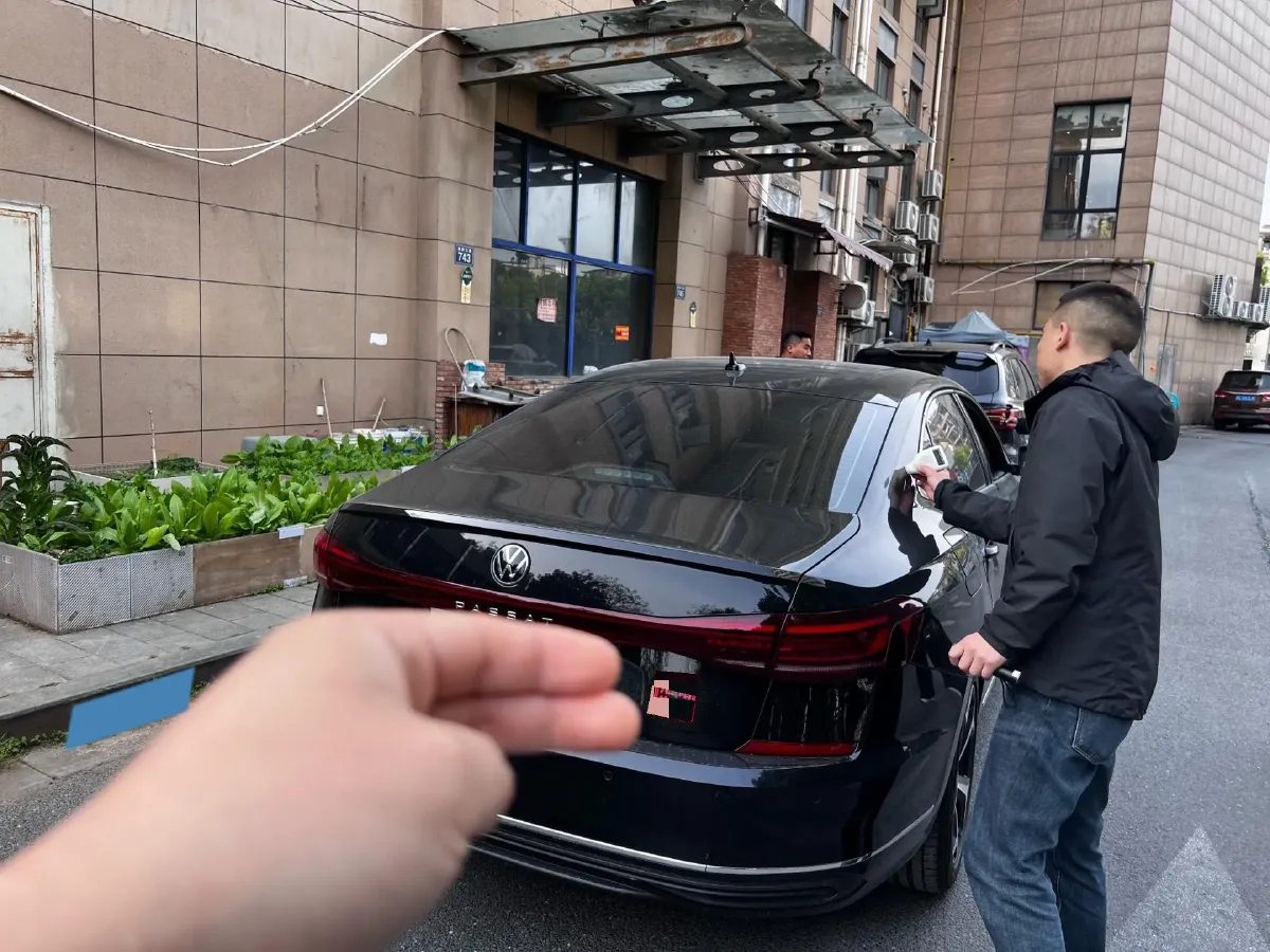 2025 Volkswagen Passat 2.0T 186HP L4 7DCT,autocango,china used car exporter,china ev exporter,chinese used car exporter,chinese used ev exporter