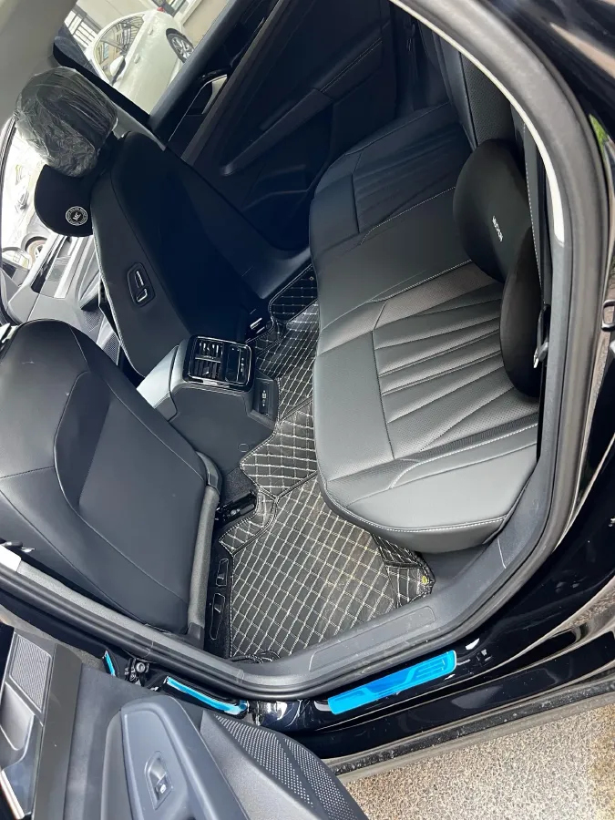 2025 Volkswagen Passat 2.0T 186HP L4 7DCT,autocango,china used car exporter,china ev exporter,chinese used car exporter,chinese used ev exporter