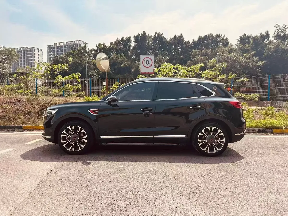 2019 HongQi HS5 2.0T 224HP L4 6AT,autocango,china used car exporter,china ev exporter,chinese used car exporter,chinese used ev exporter