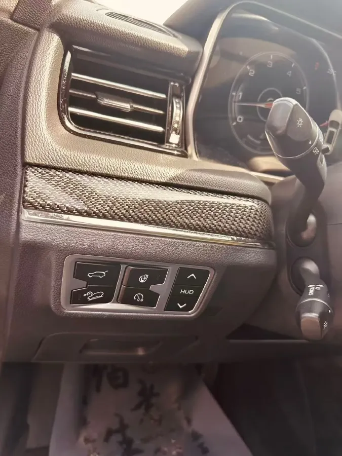 2019 HongQi HS5 2.0T 224HP L4 6AT,autocango,china used car exporter,china ev exporter,chinese used car exporter,chinese used ev exporter