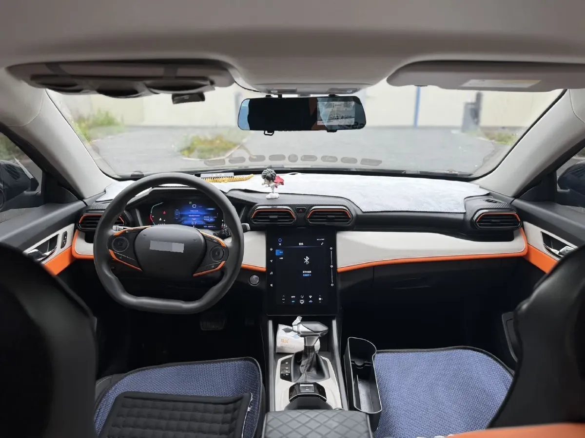 2023 DongFeng Aeolus YiXuan 1.5L 125HP L4 6DCT,autocango,china used car exporter,china ev exporter,chinese used car exporter,chinese used ev exporter