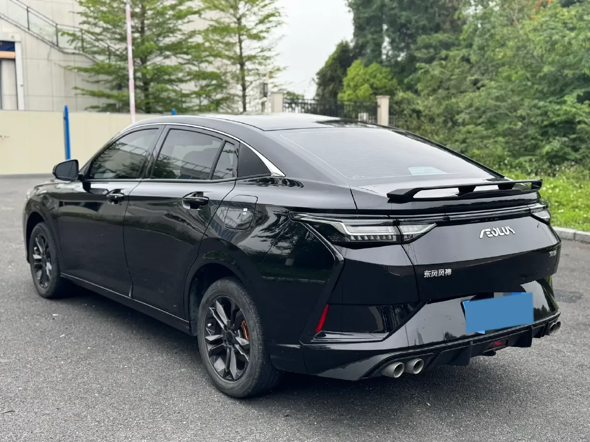 2023 DongFeng Aeolus YiXuan 1.5L 125HP L4 6DCT,autocango,china used car exporter,china ev exporter,chinese used car exporter,chinese used ev exporter