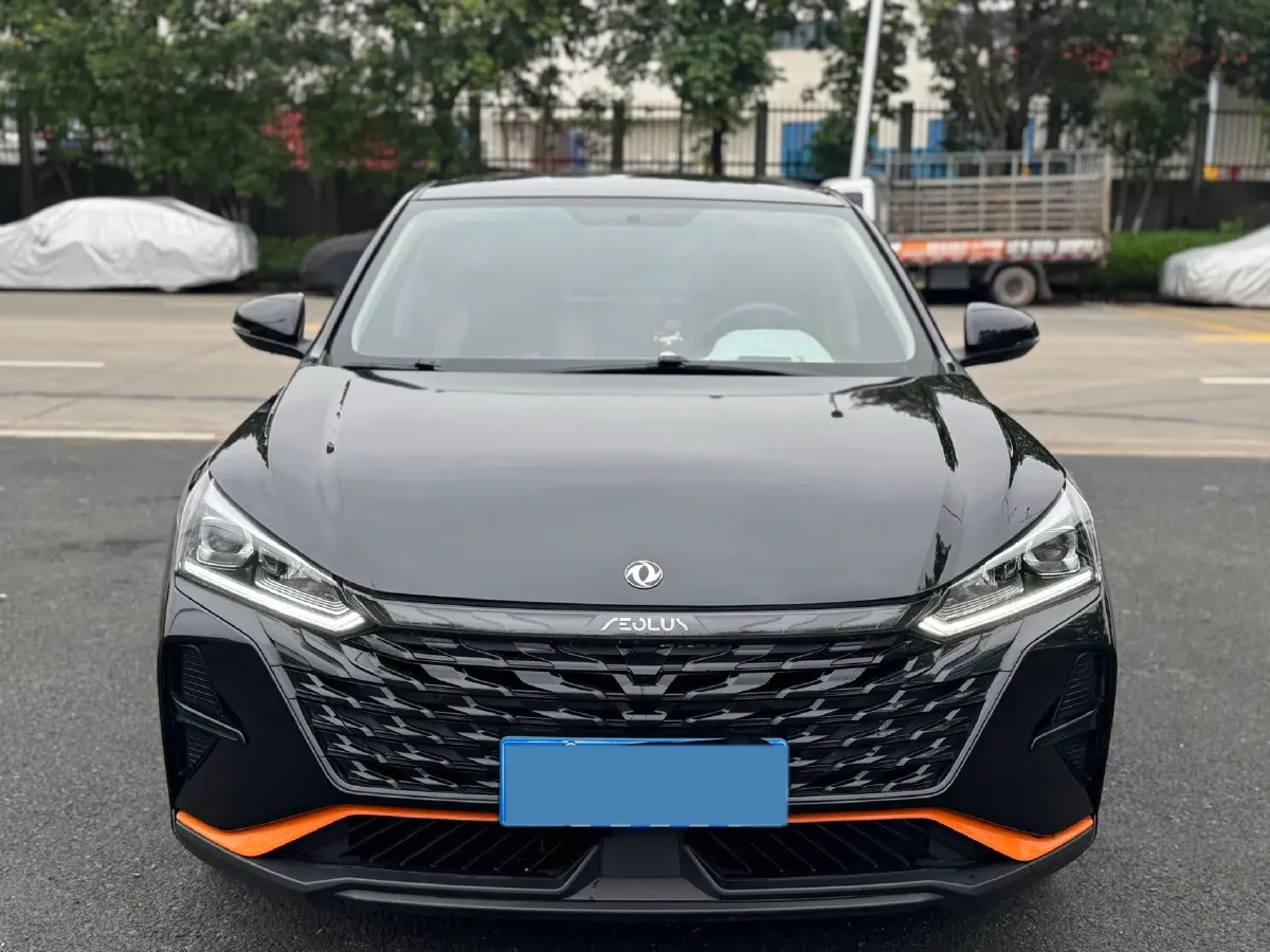 2023 DongFeng Aeolus YiXuan 1.5L 125HP L4 6DCT,autocango,china used car exporter,china ev exporter,chinese used car exporter,chinese used ev exporter