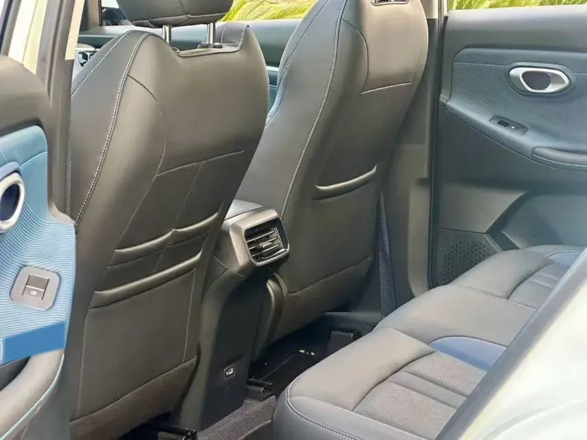 2023 GAC Trumpchi GS3 1.5T 177HP L4 7DCT,autocango,china used car exporter,china ev exporter,chinese used car exporter,chinese used ev exporter