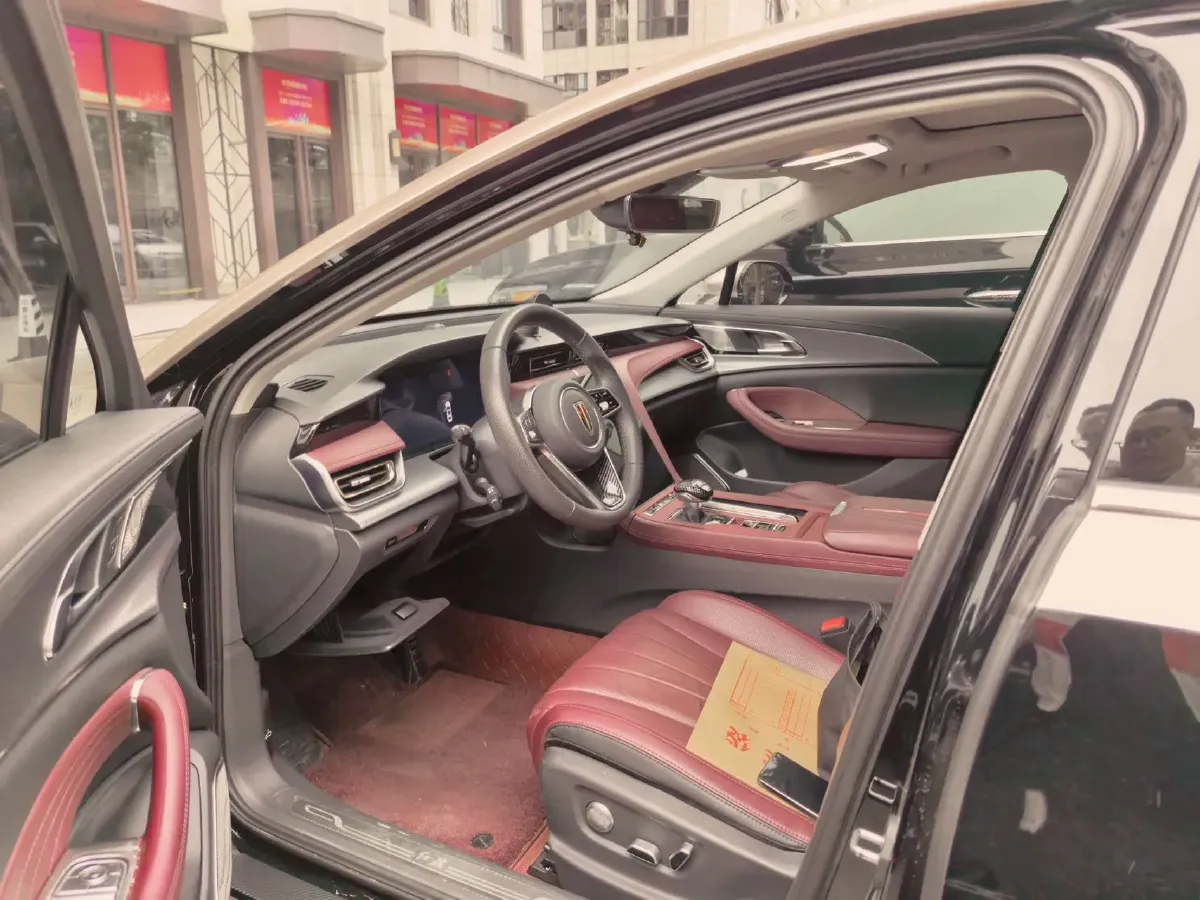 2023 HongQi H5 2.0T 224HP L4 8AT,autocango,china used car exporter,china ev exporter,chinese used car exporter,chinese used ev exporter