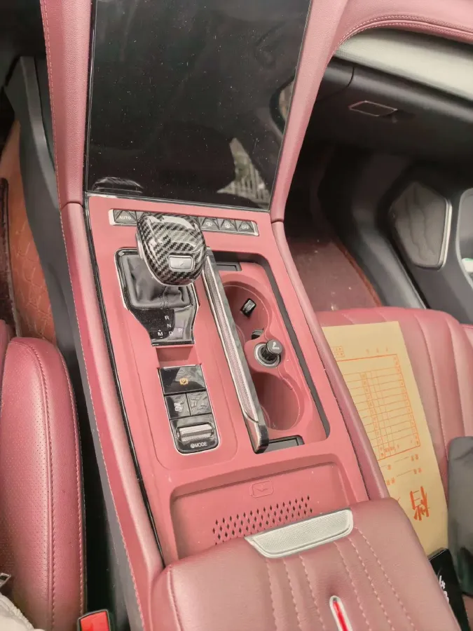 2023 HongQi H5 2.0T 224HP L4 8AT,autocango,china used car exporter,china ev exporter,chinese used car exporter,chinese used ev exporter