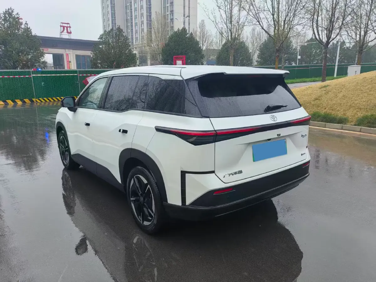 2025 Toyota BZ3X BEV 58.37KWH,autocango,china used car exporter,china ev exporter,chinese used car exporter,chinese used ev exporter