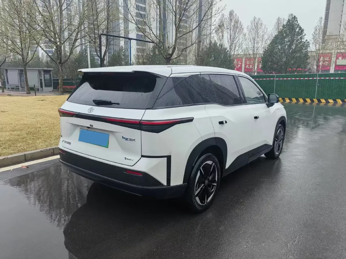2025 Toyota BZ3X BEV 58.37KWH,autocango,china used car exporter,china ev exporter,chinese used car exporter,chinese used ev exporter