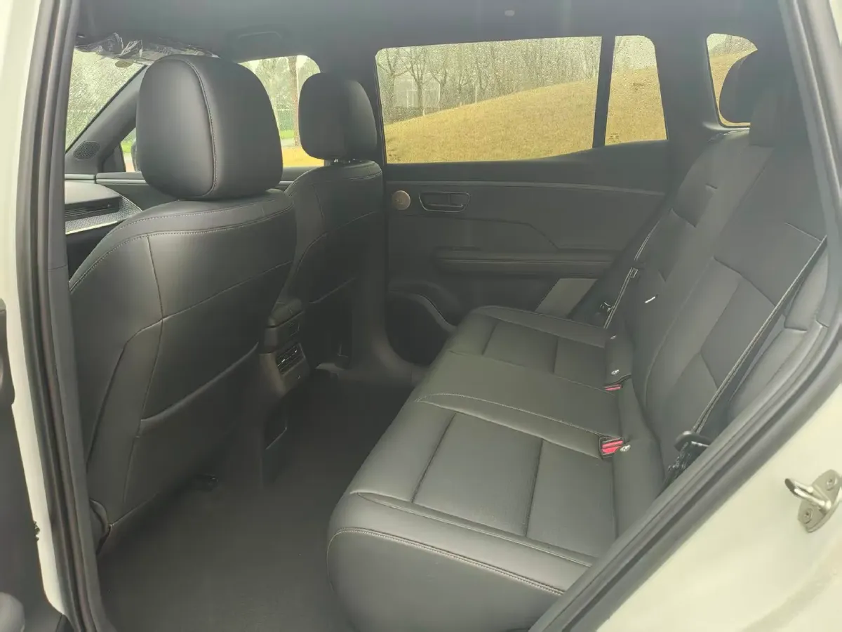 2025 Toyota BZ3X BEV 58.37KWH,autocango,china used car exporter,china ev exporter,chinese used car exporter,chinese used ev exporter