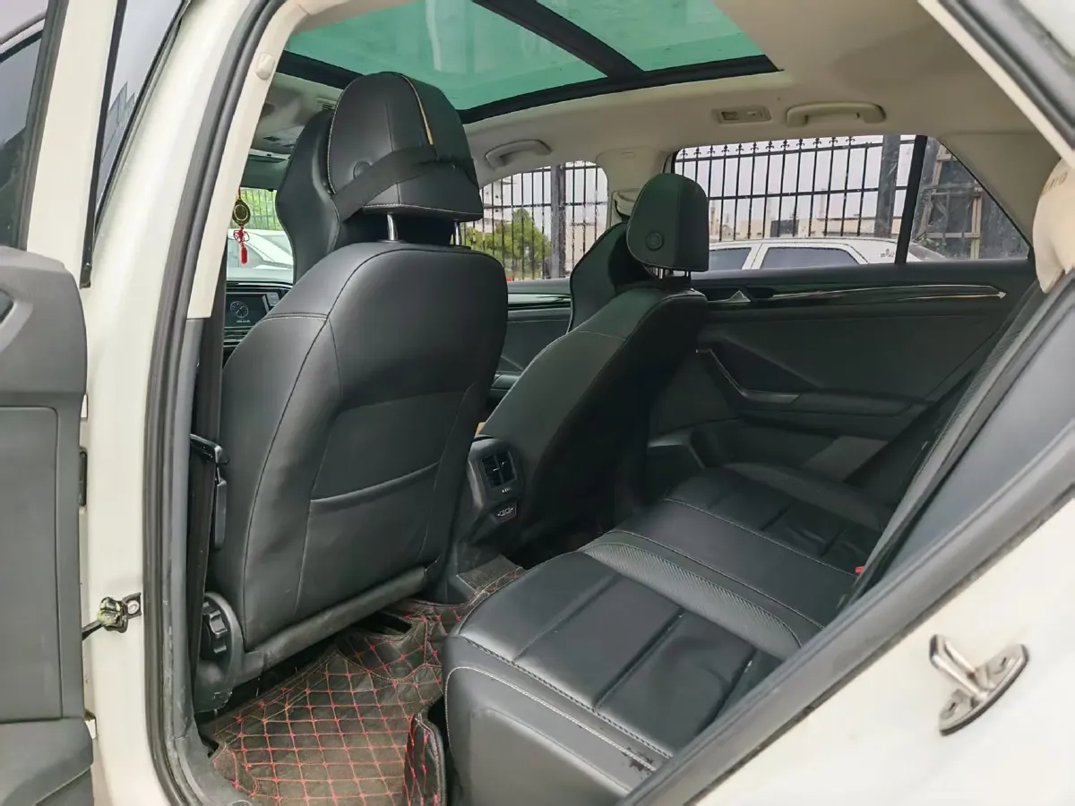 2018 Borgward BX7 2.0T 224HP L4 6AT,autocango,china used car exporter,china ev exporter,chinese used car exporter,chinese used ev exporter