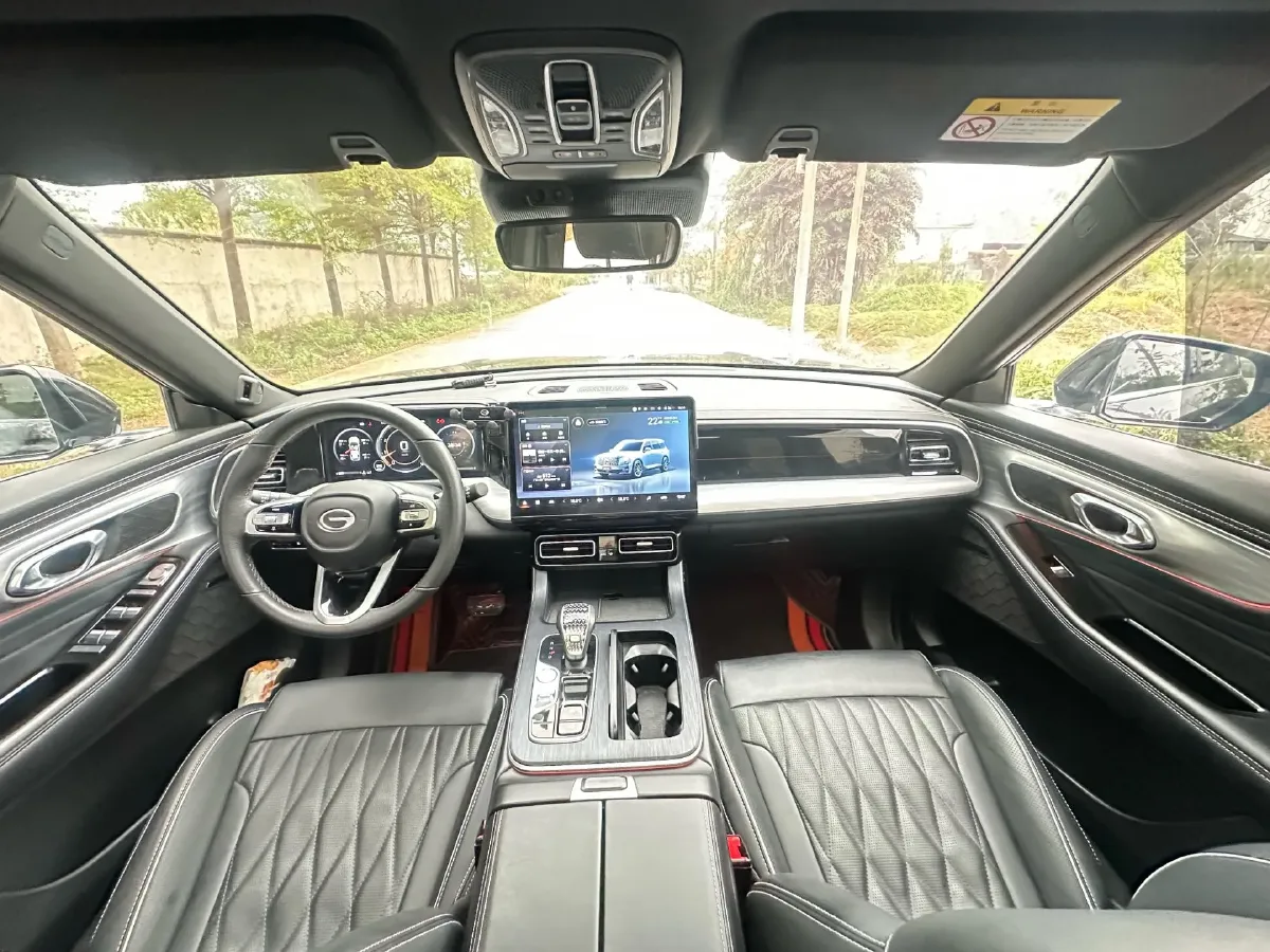 2022 GAC Trumpchi GS8 2.0T 252HP L4 8AT,autocango,china used car exporter,china ev exporter,chinese used car exporter,chinese used ev exporter