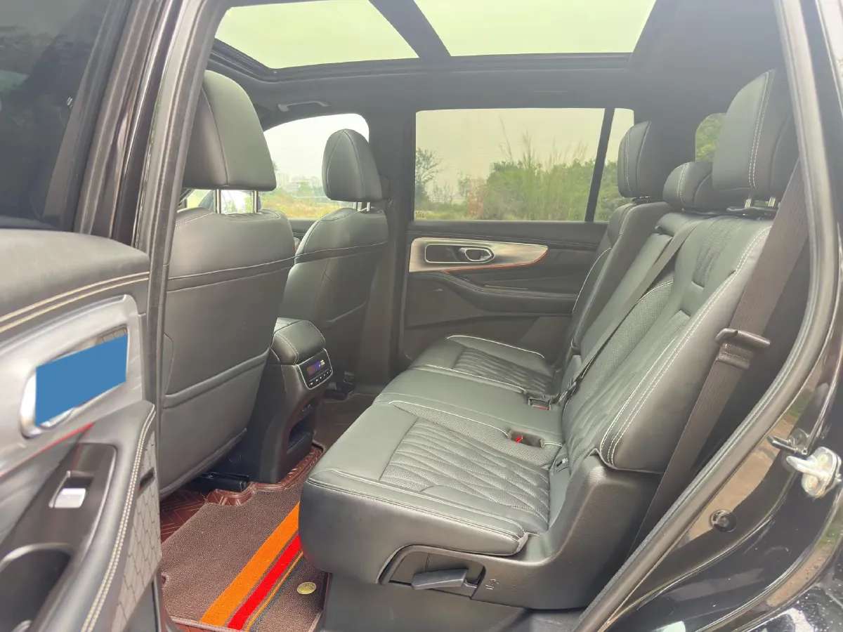 2022 GAC Trumpchi GS8 2.0T 252HP L4 8AT,autocango,china used car exporter,china ev exporter,chinese used car exporter,chinese used ev exporter