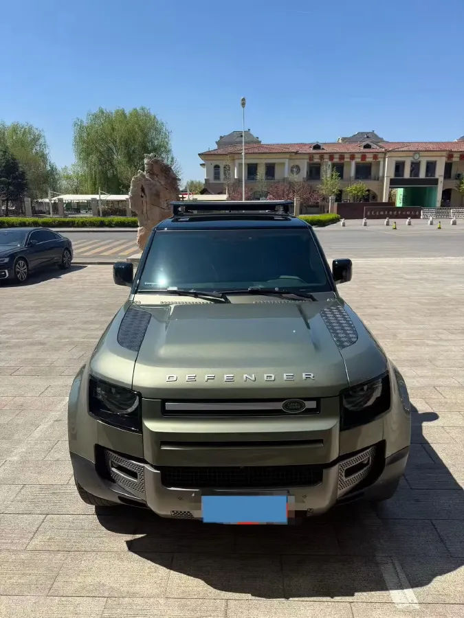 2021 Land Rover Defender 3.0T 400HP L6 8AT,autocango,china used car exporter,china ev exporter,chinese used car exporter,chinese used ev exporter