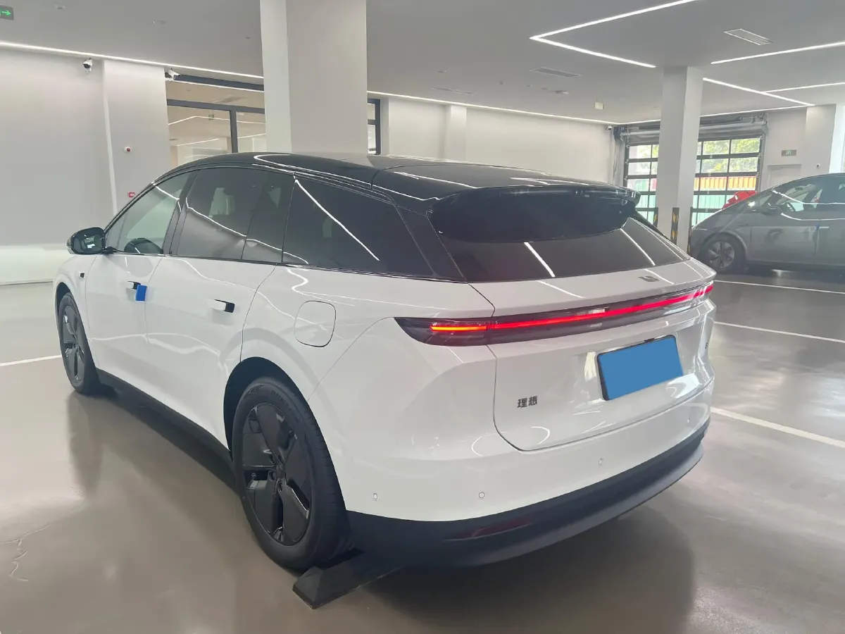 2025 Li i6 BEV,autocango,china used car exporter,china ev exporter,chinese used car exporter,chinese used ev exporter