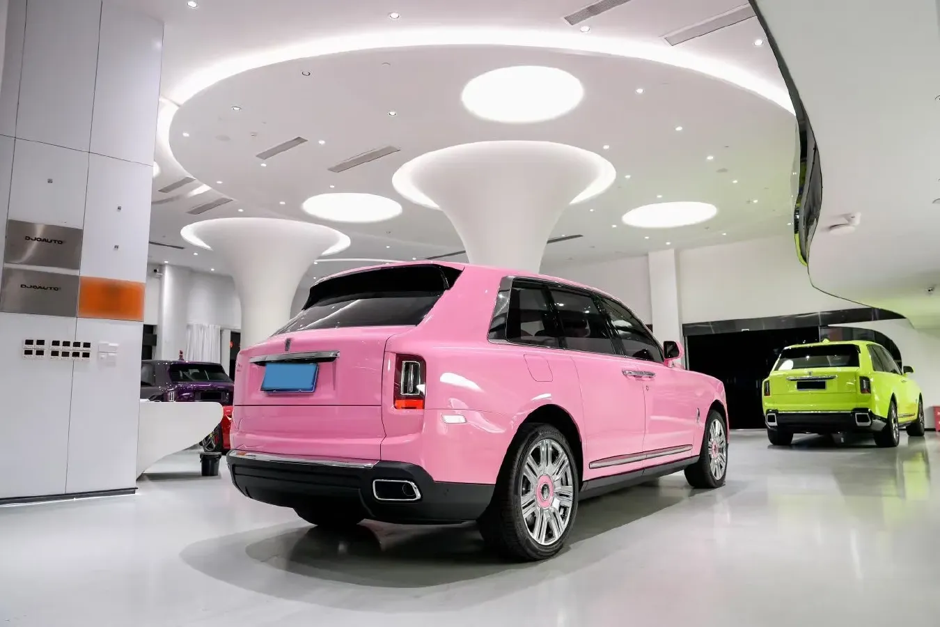 2024 Rolls-Royce Cullinan 6.7T 571HP V12 8AT,autocango,china used car exporter,china ev exporter,chinese used car exporter,chinese used ev exporter