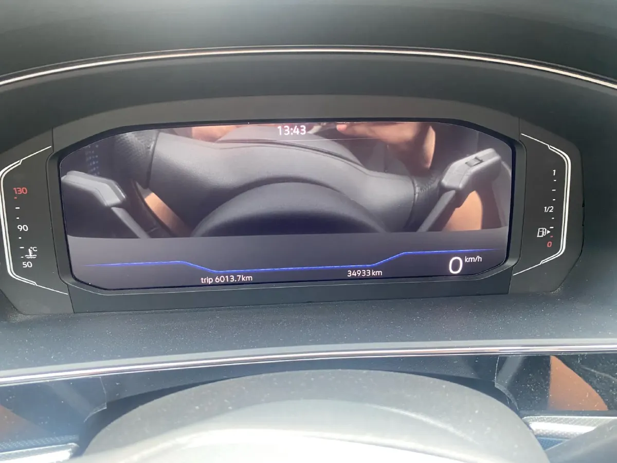 2023 Volkswagen Passat 2.0T 186HP L4 7DCT,autocango,china used car exporter,china ev exporter,chinese used car exporter,chinese used ev exporter