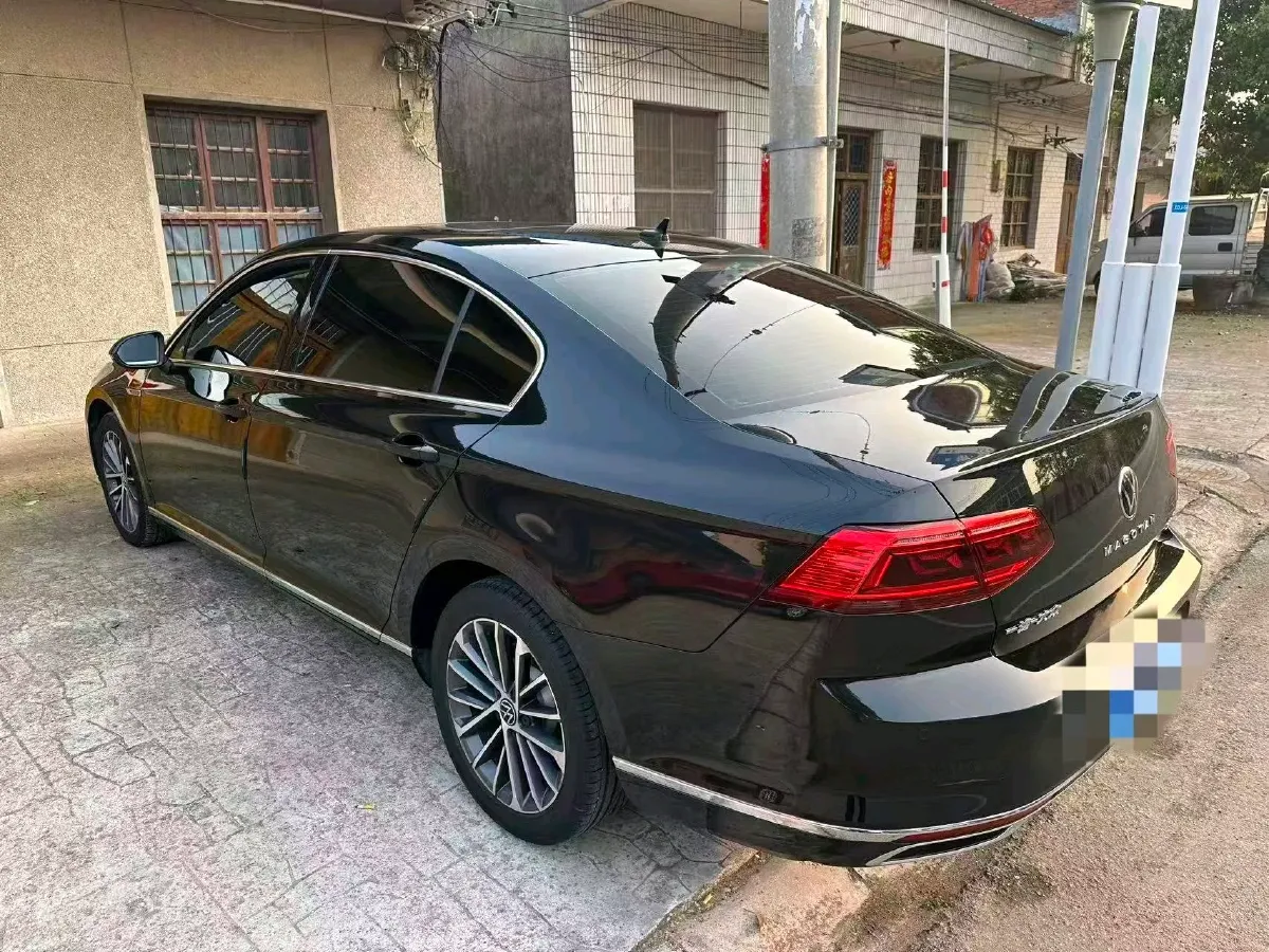 2021 Volkswagen Magotan 2.0T 186HP L4 7DCT,autocango,china used car exporter,china ev exporter,chinese used car exporter,chinese used ev exporter