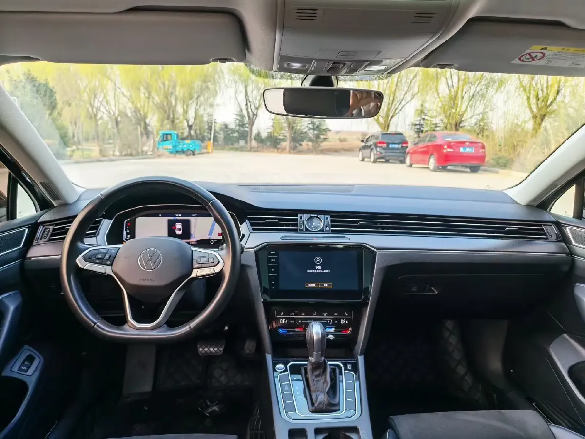 2020 Volkswagen Magotan 2.0T 186HP L4 7DCT,autocango,china used car exporter,china ev exporter,chinese used car exporter,chinese used ev exporter