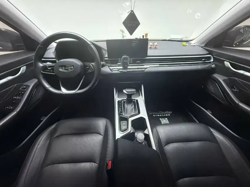 2022 Geely Emgrand 1.5L 114HP L4 CVT,autocango,china used car exporter,china ev exporter,chinese used car exporter,chinese used ev exporter