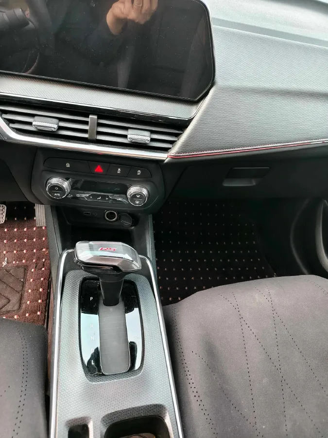 2023 Chevrolet Trax 1.5T 184HP L4 CVT,autocango,china used car exporter,china ev exporter,chinese used car exporter,chinese used ev exporter