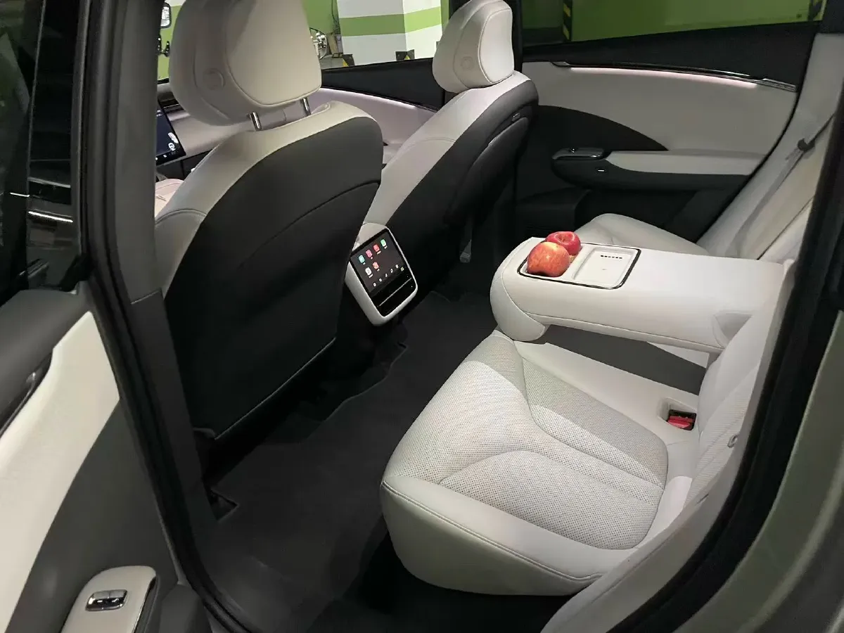 2025 Xpeng G7 BEV,autocango,china used car exporter,china ev exporter,chinese used car exporter,chinese used ev exporter