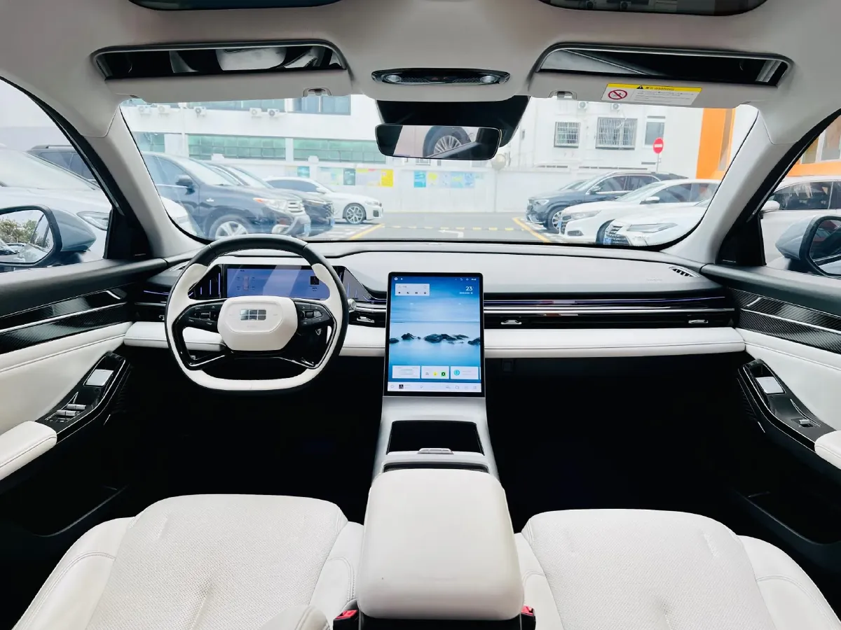 2023 Geely Galaxy L6 1.5T 163HP L4 3DHT PHEV,autocango,china used car exporter,china ev exporter,chinese used car exporter,chinese used ev exporter