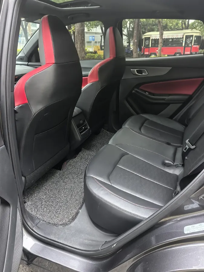 2023 ChangAn CS55 Plus 1.5T 188HP L4 7DCT,autocango,china used car exporter,china ev exporter,chinese used car exporter,chinese used ev exporter