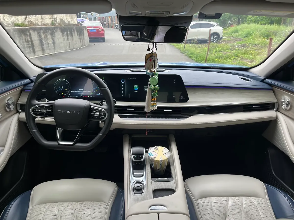 2022 Chery Arrizo 8 1.6T 197HP L4 7DCT,autocango,china used car exporter,china ev exporter,chinese used car exporter,chinese used ev exporter