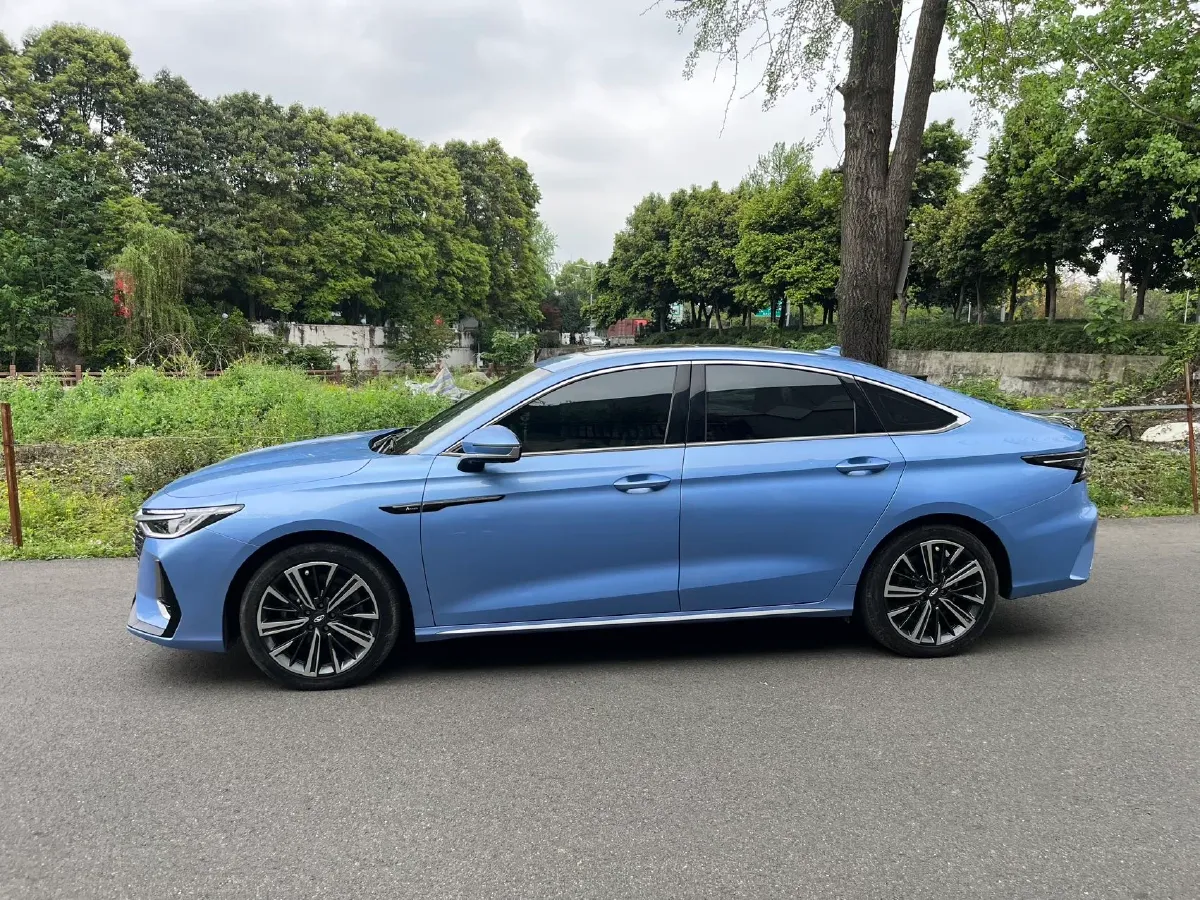 2022 Chery Arrizo 8 1.6T 197HP L4 7DCT,autocango,china used car exporter,china ev exporter,chinese used car exporter,chinese used ev exporter