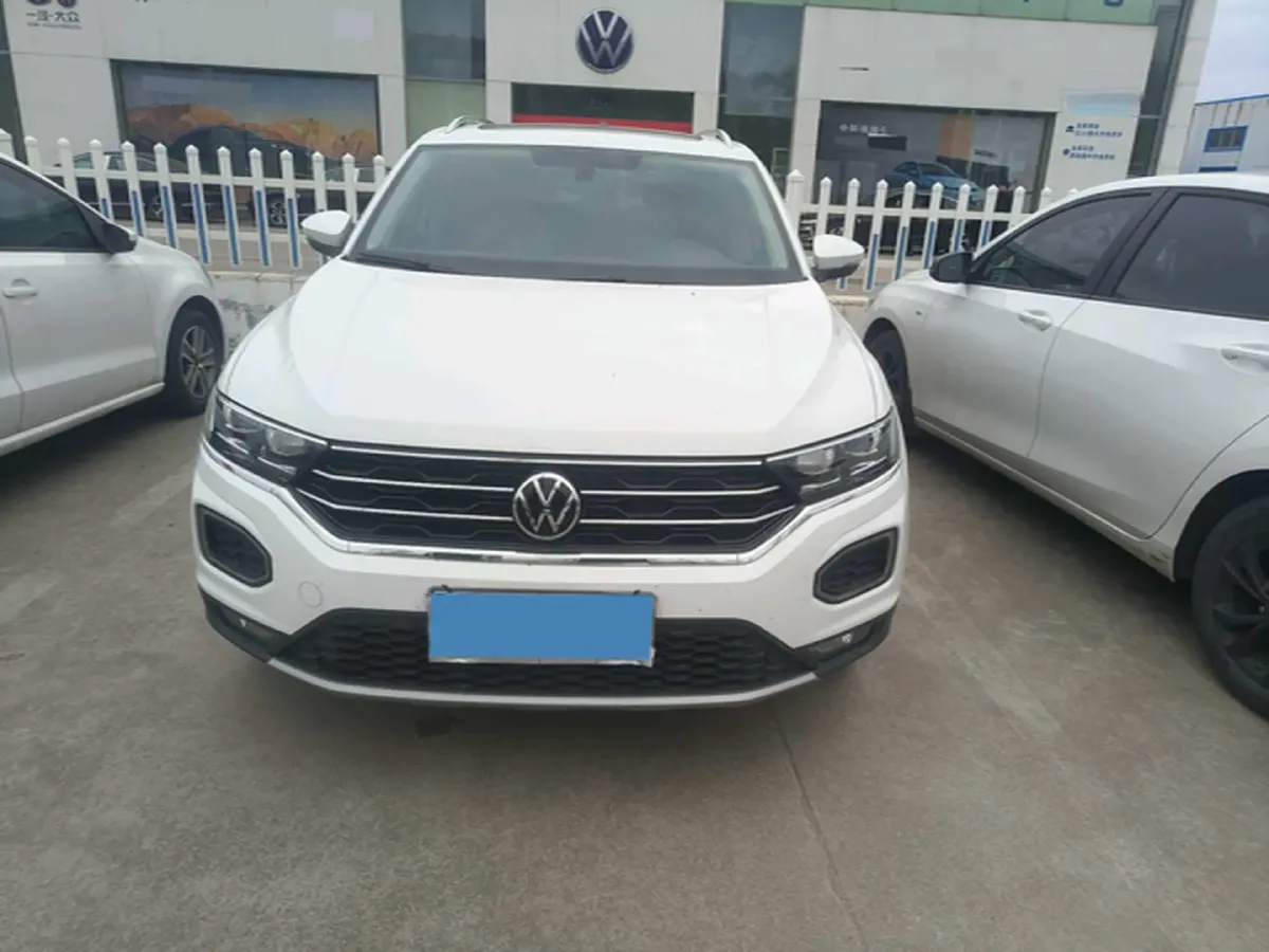 2022 Volkswagen T-Roc 1.4T 150HP L4 7DCT,autocango,china used car exporter,china ev exporter,chinese used car exporter,chinese used ev exporter