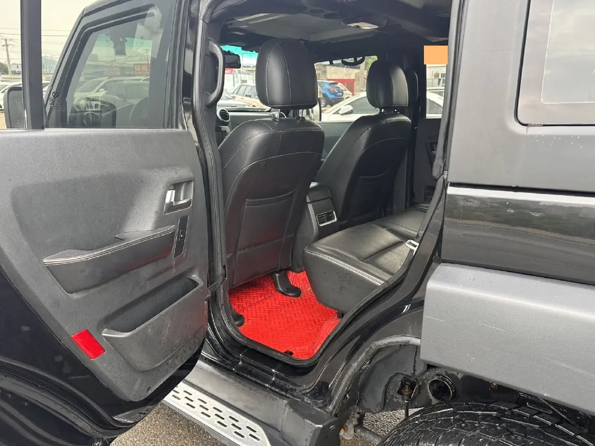 2017 Beijing BJ40 2.3T 250HP L4 6AT,autocango,china used car exporter,china ev exporter,chinese used car exporter,chinese used ev exporter