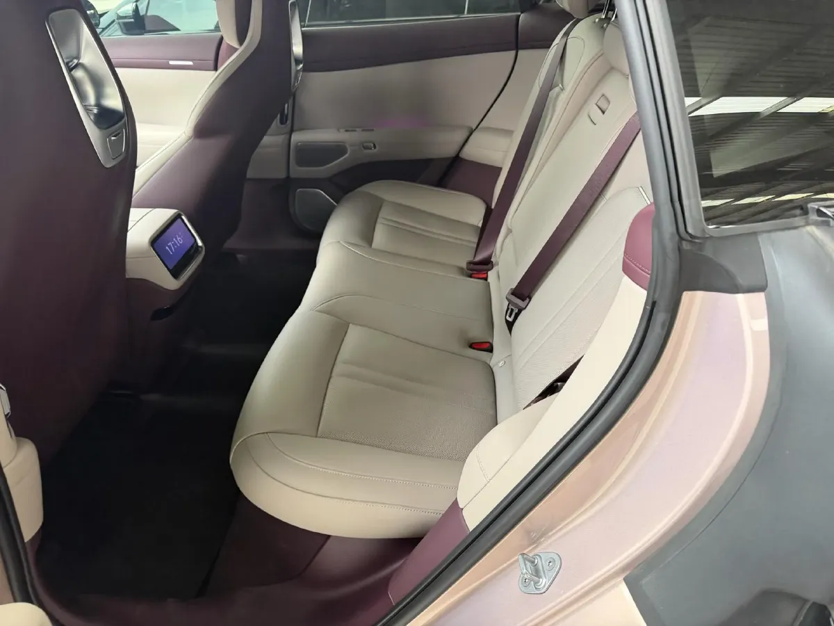 2025 MI YU7 BEV 101.7KWH,autocango,china used car exporter,china ev exporter,chinese used car exporter,chinese used ev exporter