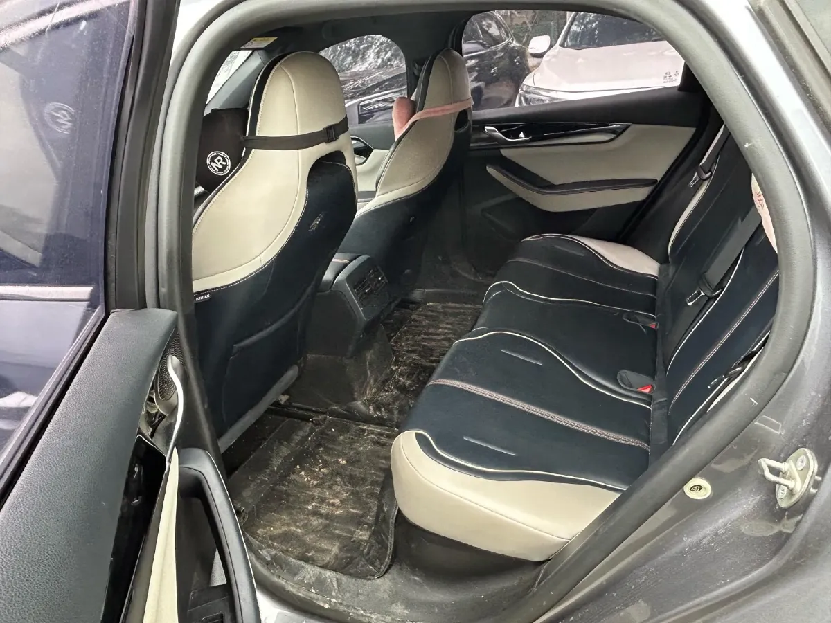 2021 Haval F7 1.5T 169HP L4 7DCT,autocango,china used car exporter,china ev exporter,chinese used car exporter,chinese used ev exporter