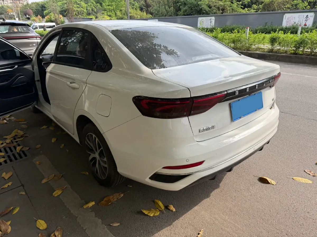 2023 Geely Emgrand 1.5L 127HP L4 CVT,autocango,china used car exporter,china ev exporter,chinese used car exporter,chinese used ev exporter
