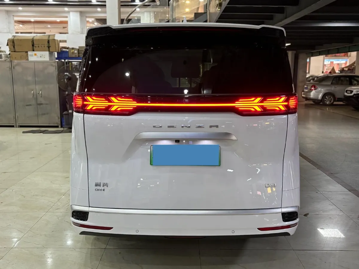 2022 HongQi HS7 3.0T 337HP V6 8AT,autocango,china used car exporter,china ev exporter,chinese used car exporter,chinese used ev exporter