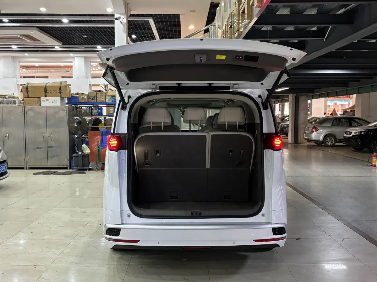 2022 HongQi HS7 3.0T 337HP V6 8AT,autocango,china used car exporter,china ev exporter,chinese used car exporter,chinese used ev exporter