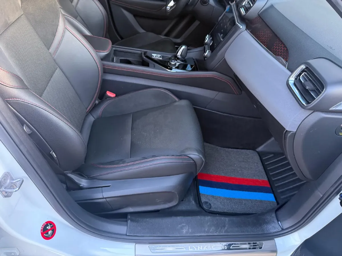 2019 Qoros 5 1.6T 197HP L4 7DCT,autocango,china used car exporter,china ev exporter,chinese used car exporter,chinese used ev exporter