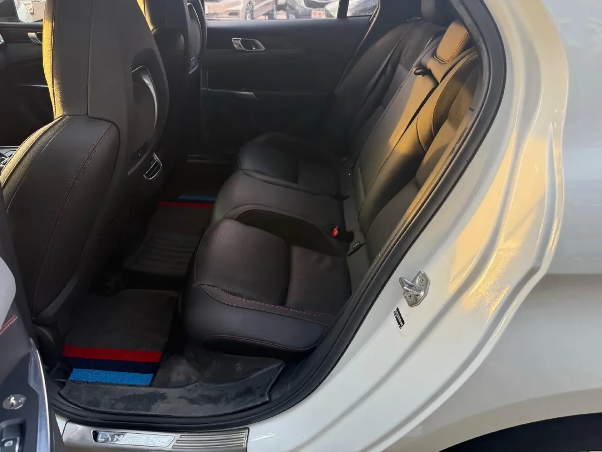 2019 Qoros 5 1.6T 197HP L4 7DCT,autocango,china used car exporter,china ev exporter,chinese used car exporter,chinese used ev exporter