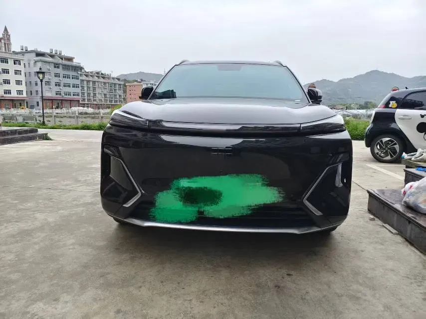 2025 LanDian E5 PLUS 1.5L 95HP L4 E-CVT PHEV 25KWH,autocango,china used car exporter,china ev exporter,chinese used car exporter,chinese used ev exporter