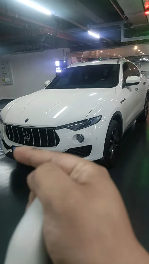 2018 Maserati Levante 3.0T 350HP V6 8AT,autocango,china used car exporter,china ev exporter,chinese used car exporter,chinese used ev exporter
