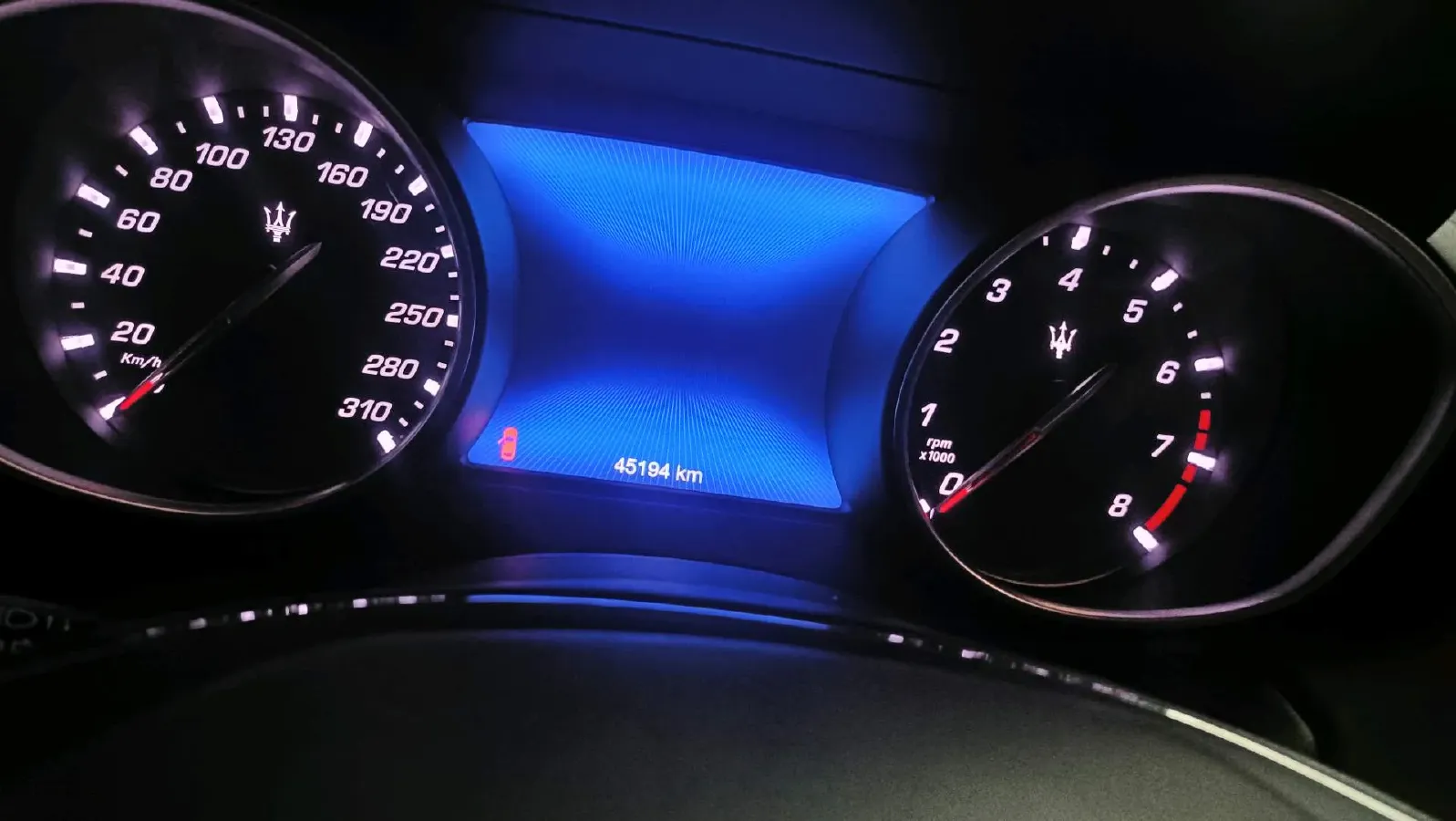 2018 Maserati Levante 3.0T 350HP V6 8AT,autocango,china used car exporter,china ev exporter,chinese used car exporter,chinese used ev exporter