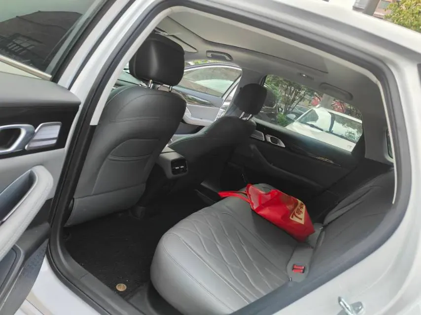 2025 Geely Galaxy A7 1.5L 112HP L4 1DHT PHEV,autocango,china used car exporter,china ev exporter,chinese used car exporter,chinese used ev exporter