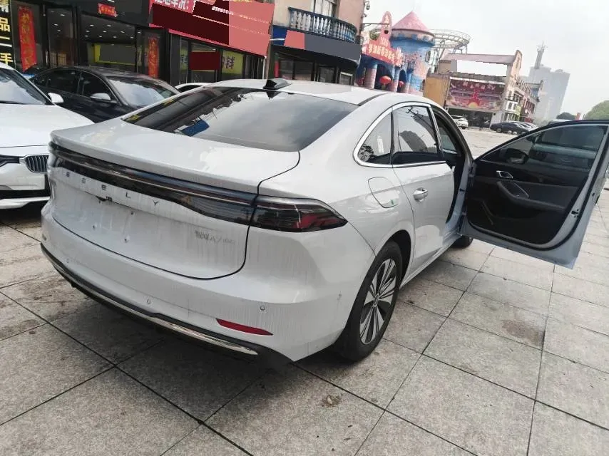 2025 Geely Galaxy A7 1.5L 112HP L4 1DHT PHEV,autocango,china used car exporter,china ev exporter,chinese used car exporter,chinese used ev exporter