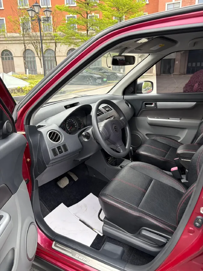 2016 Suzuki Swift 1.5L 103HP L4 4AT,autocango,china used car exporter,china ev exporter,chinese used car exporter,chinese used ev exporter