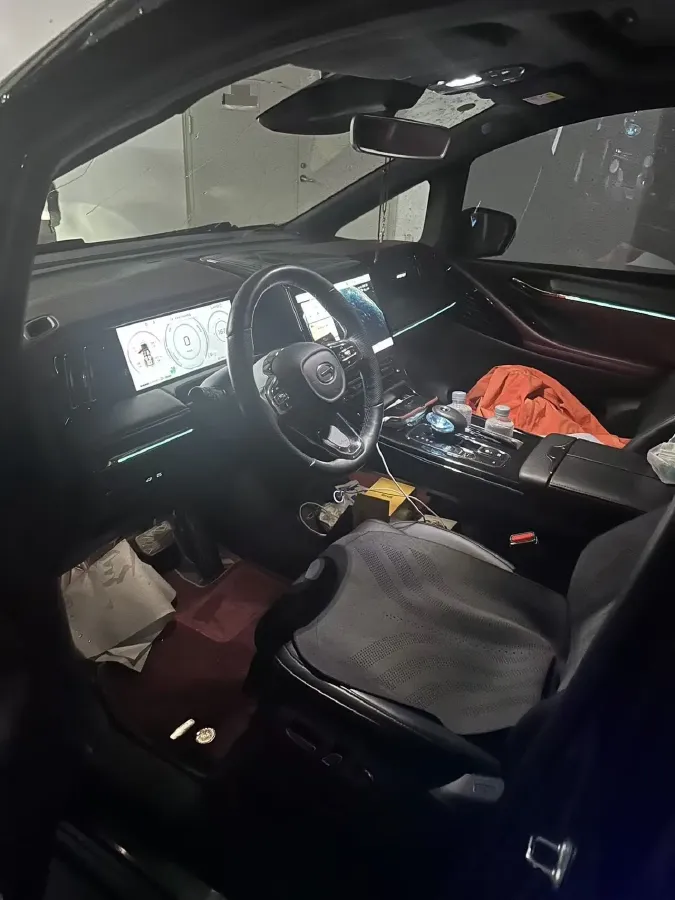 2023 GAC Trumpchi M8 2.0T 190HP L4 E-CVT Hybrid,autocango,china used car exporter,china ev exporter,chinese used car exporter,chinese used ev exporter