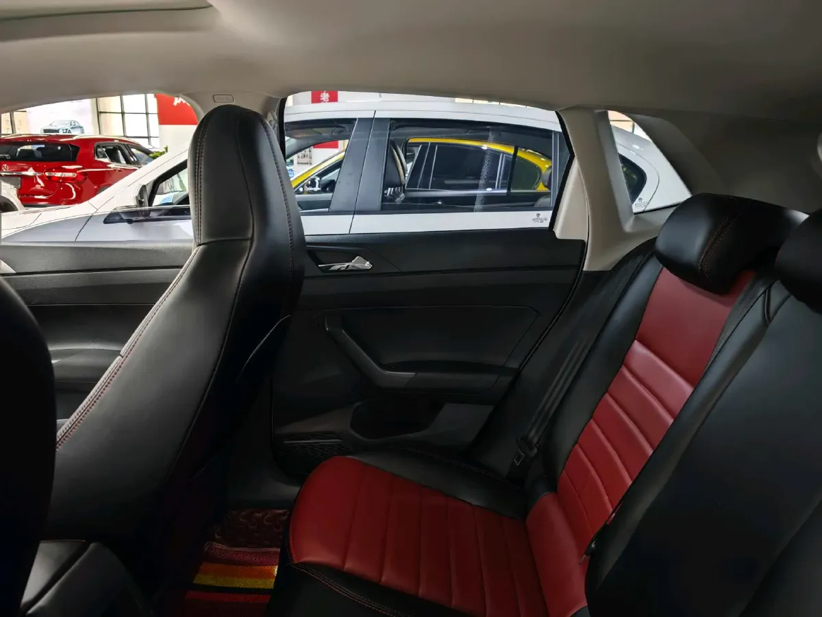 2019 Volkswagen Polo 1.5L 113HP L4 6AT,autocango,china used car exporter,china ev exporter,chinese used car exporter,chinese used ev exporter