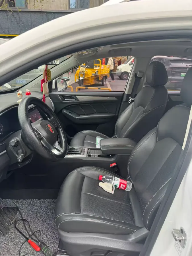 2020 Roewe i6 1.5T 169HP L4 7DCT,autocango,china used car exporter,china ev exporter,chinese used car exporter,chinese used ev exporter