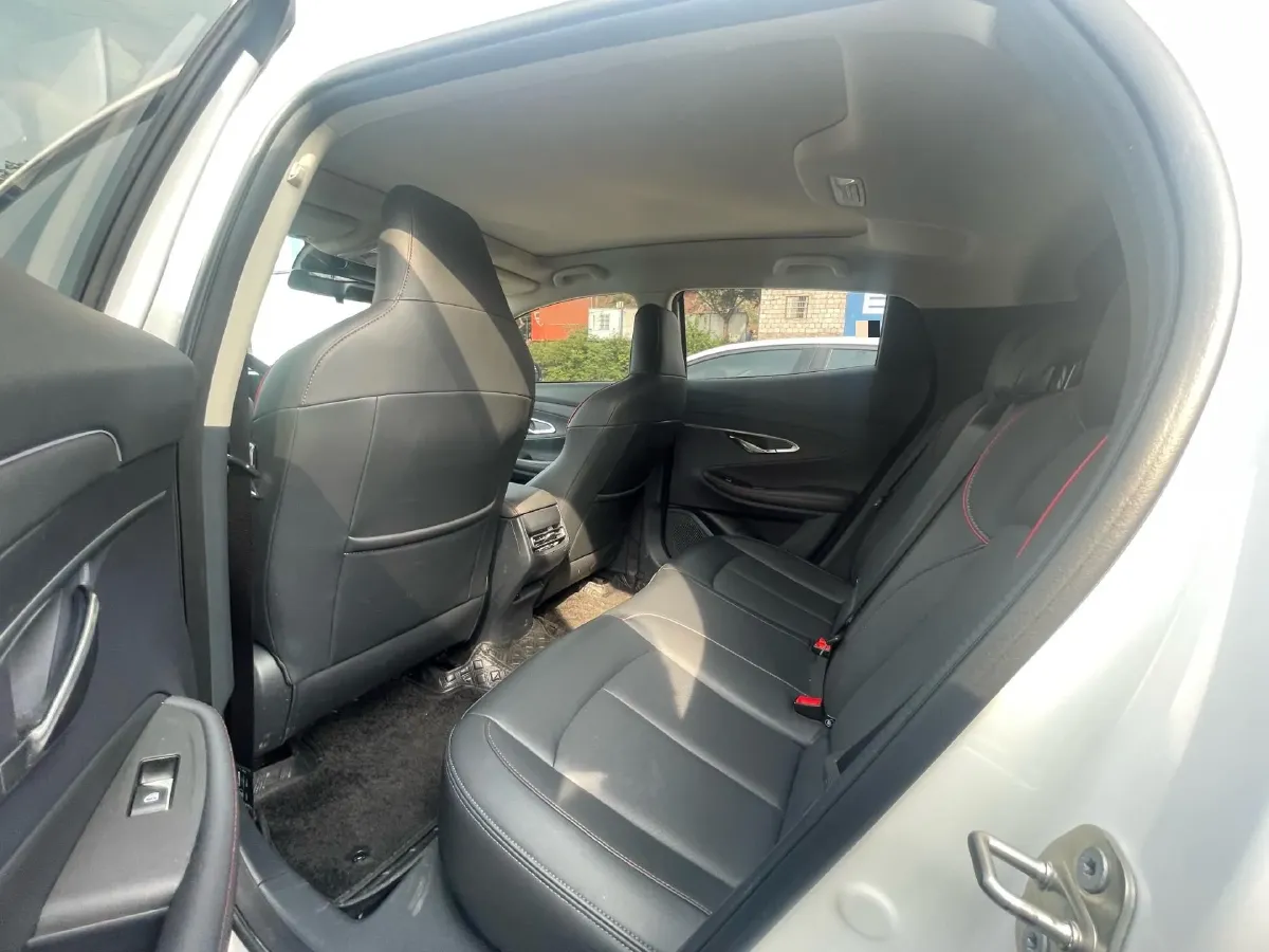 2020 ChangAn UNI-T 1.5T 180HP L4 7DCT,autocango,china used car exporter,china ev exporter,chinese used car exporter,chinese used ev exporter