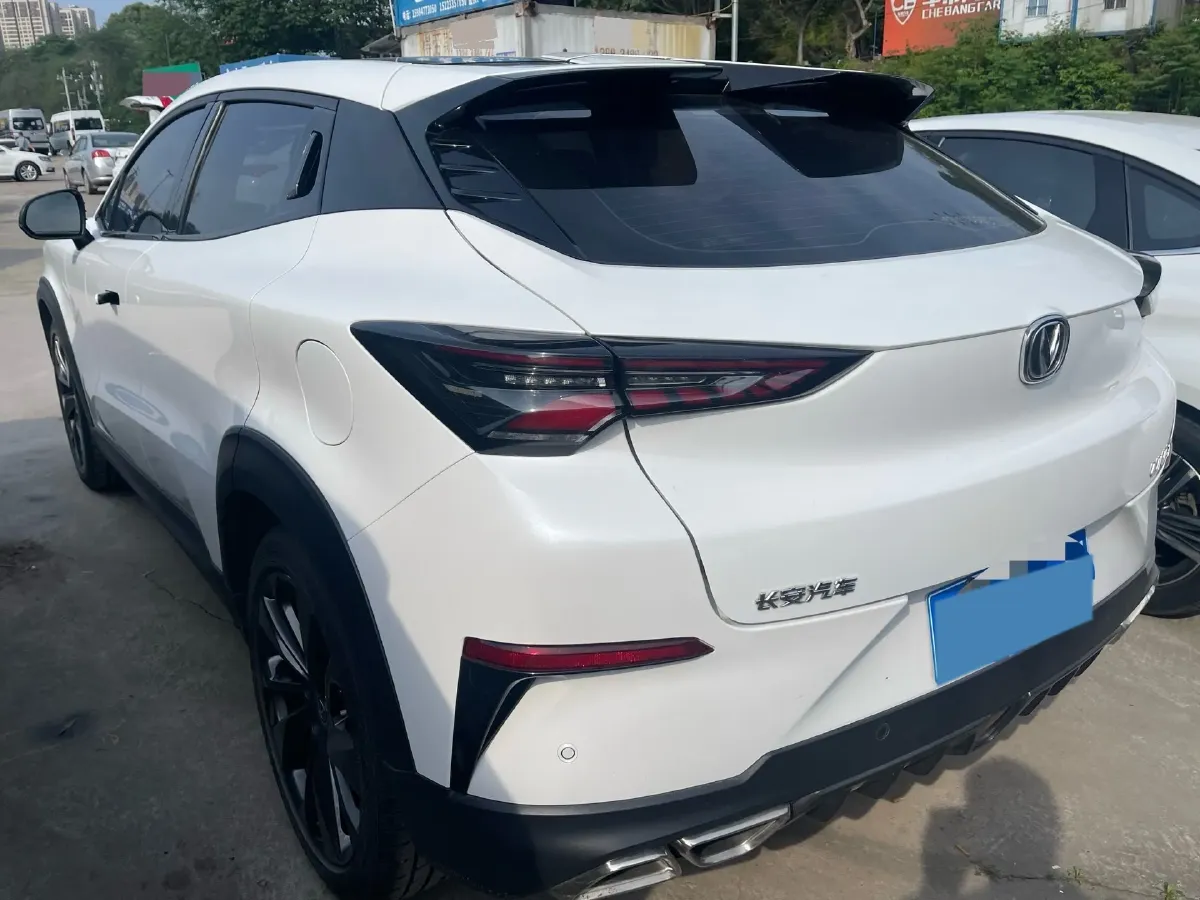 2020 ChangAn UNI-T 1.5T 180HP L4 7DCT,autocango,china used car exporter,china ev exporter,chinese used car exporter,chinese used ev exporter